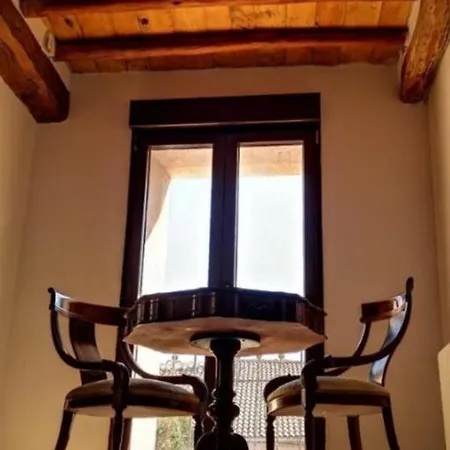 Casona Camino Pedraza - 4 Estrellas 펜션 *