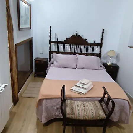 Casona Camino Pedraza - 4 Estrellas * Arcones